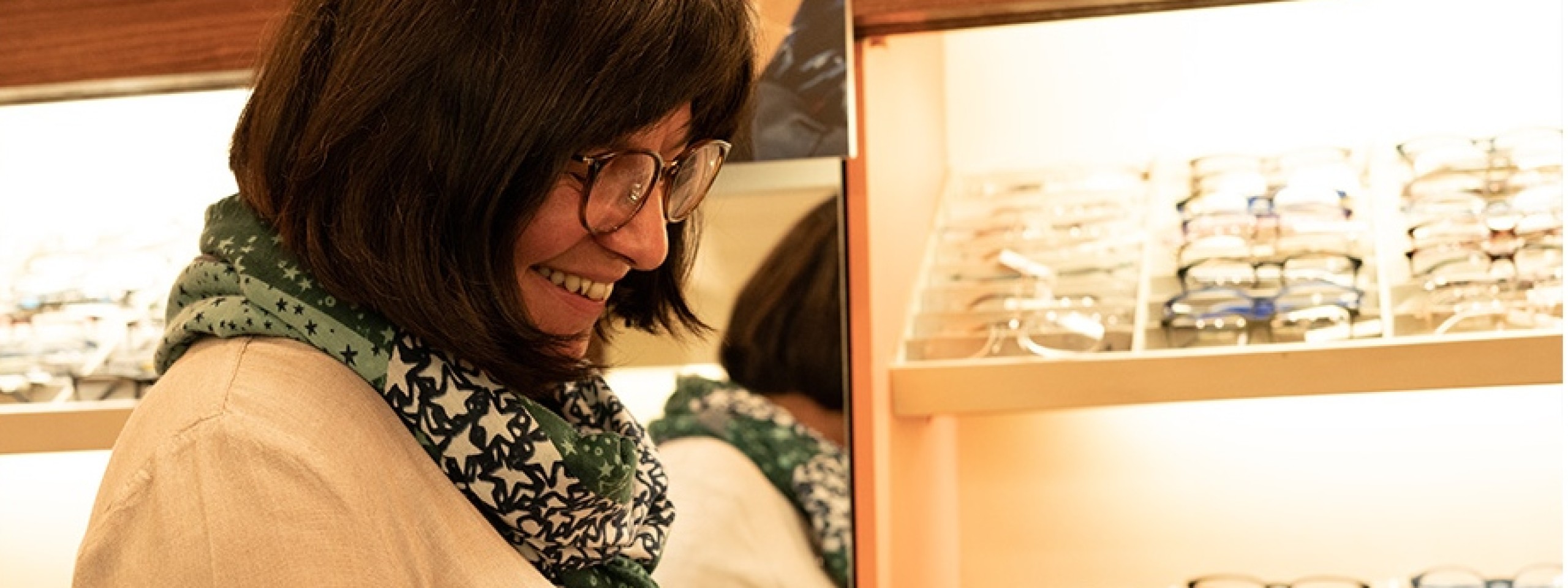 Christiane Rotter im Optik Elsweiler in Mittenwald 